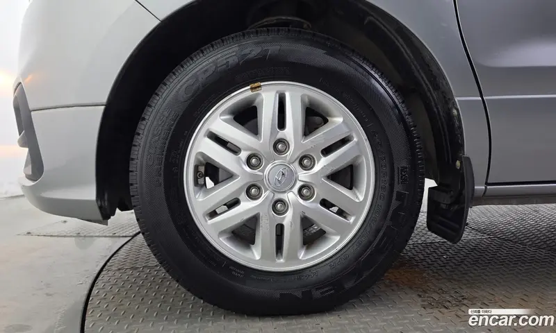 Hyundai H-1