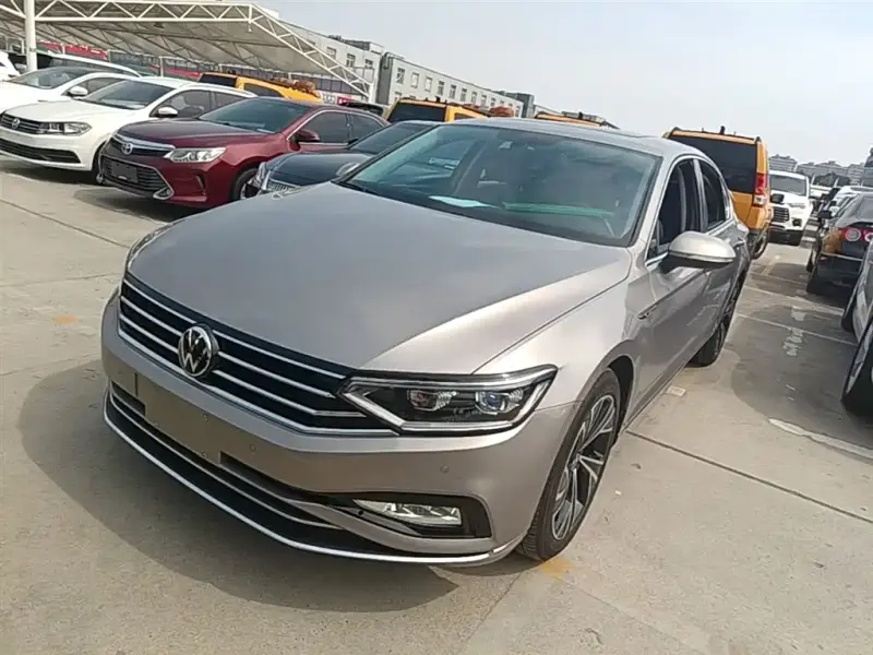 Volkswagen Magotan