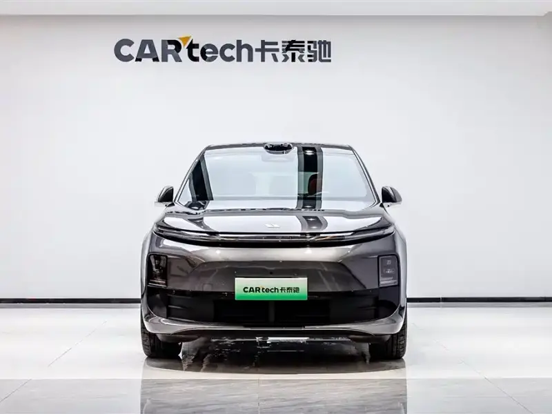 Li Auto L6