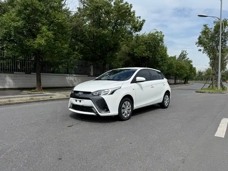Toyota Yaris L