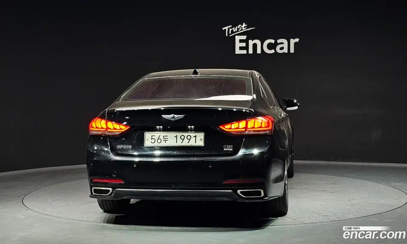 Hyundai Genesis