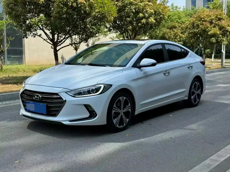 Hyundai Elantra