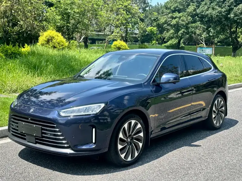 AITO M5