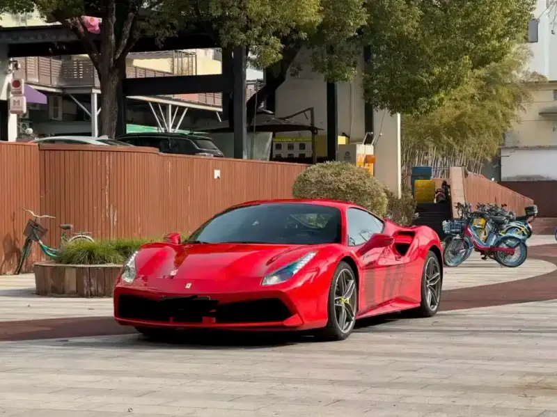Ferrari 488