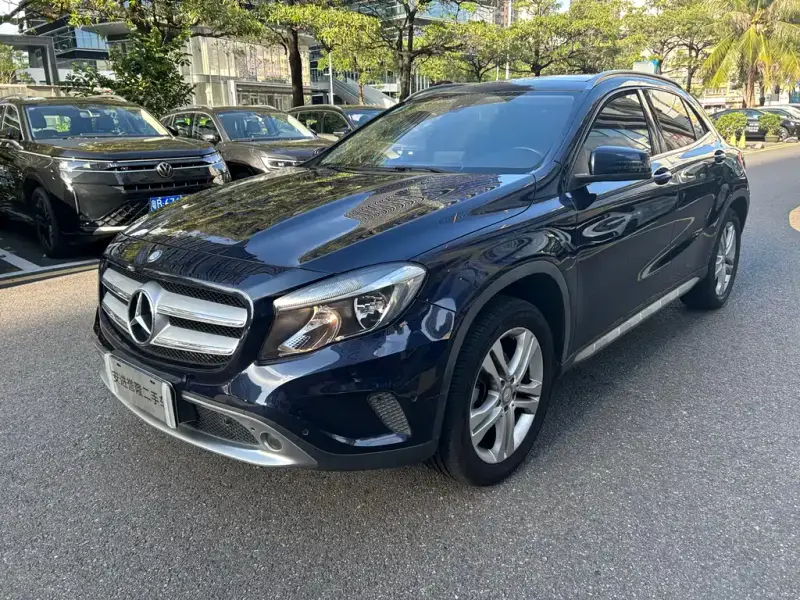 Mercedes-Benz GLA