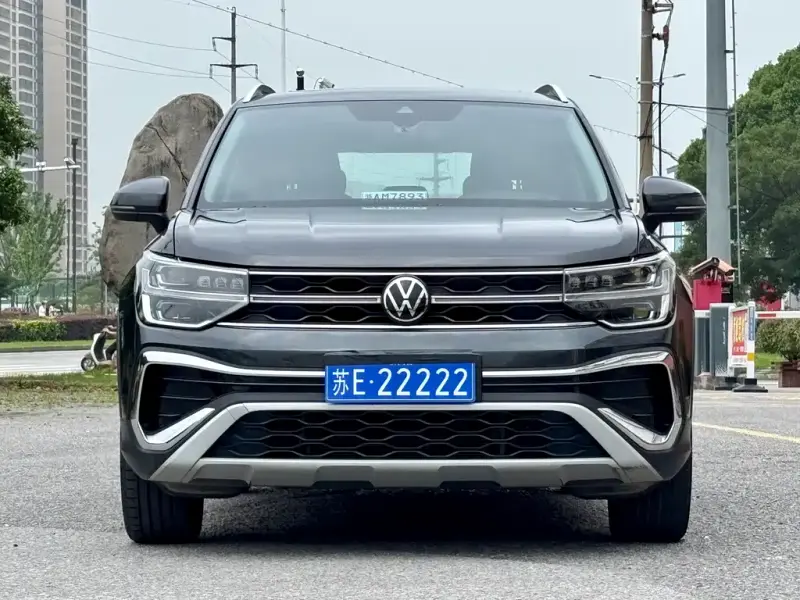 Volkswagen Tharu