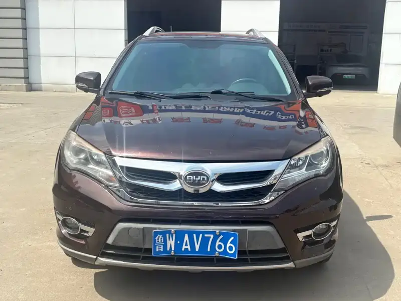 BYD S7