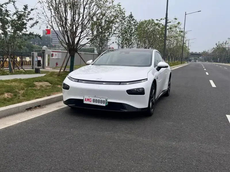 XPeng P7