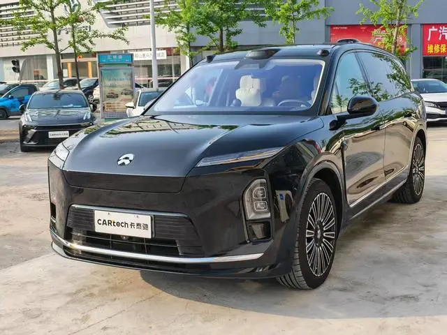 NIO ES8