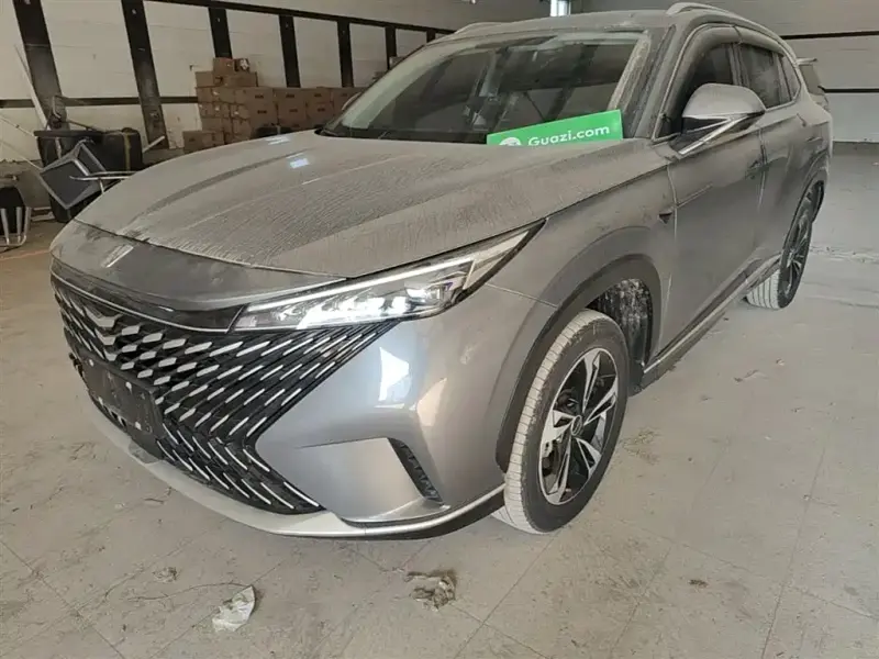 Roewe MG HS (RX5)