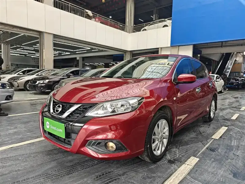 Nissan Tiida