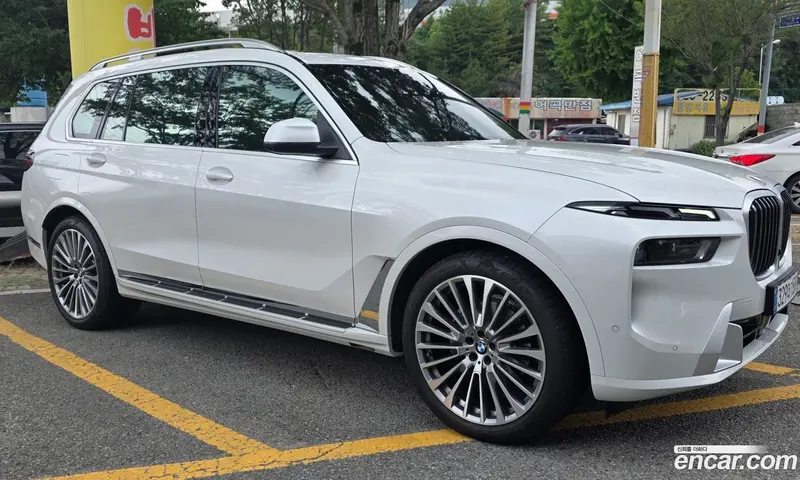 BMW X7