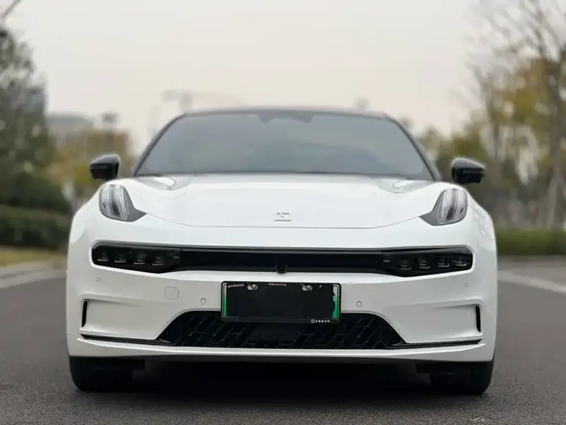 Zeekr 001