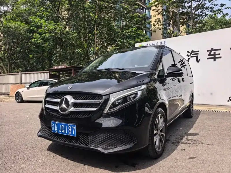 Mercedes-Benz V-Class