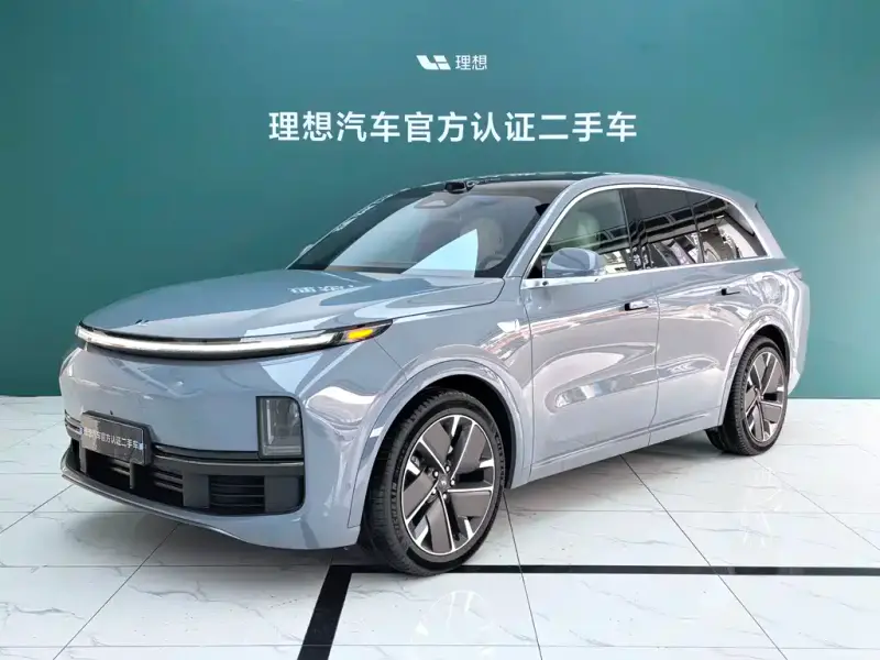 Li Auto L8