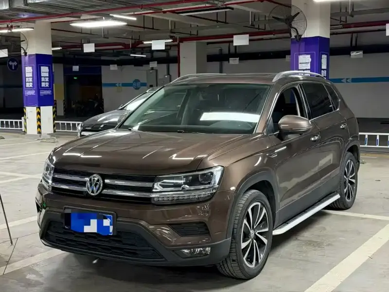 Volkswagen Tharu