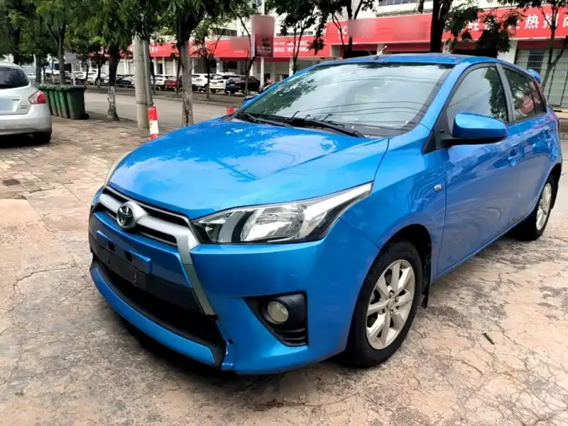 Toyota Yaris L