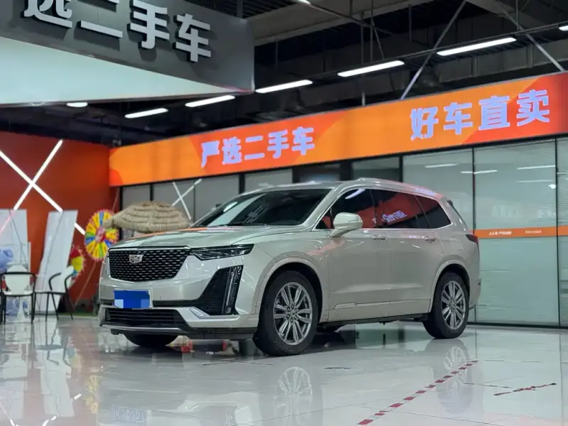 Cadillac XT6
