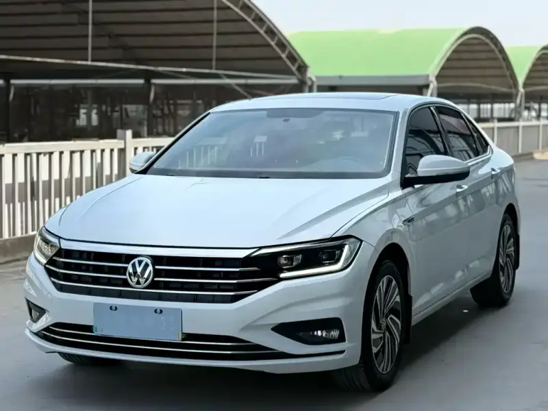 Volkswagen Sagitar