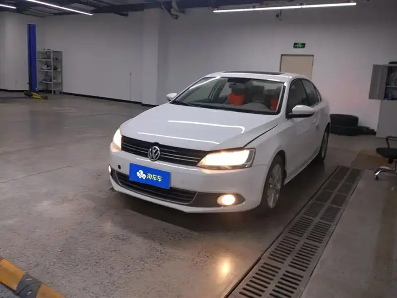 Volkswagen Sagitar