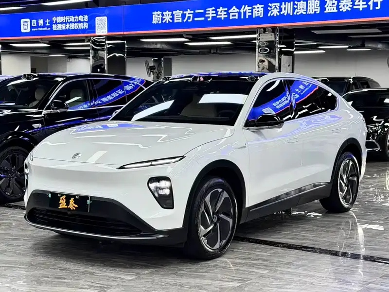 NIO EC7