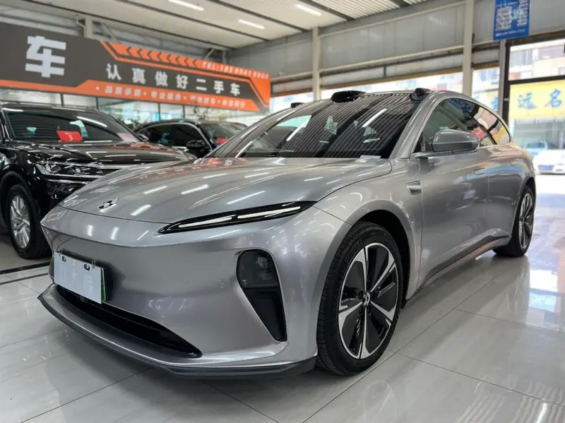 NIO ET5T