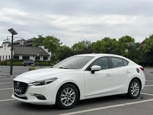 Mazda 3 Axela