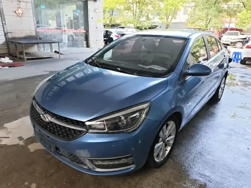 Chery Arrizo 5