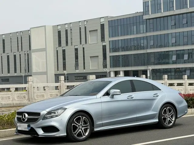 Mercedes-Benz CLS