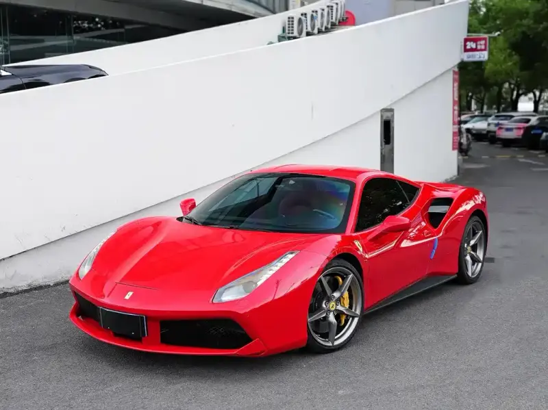 Ferrari 488