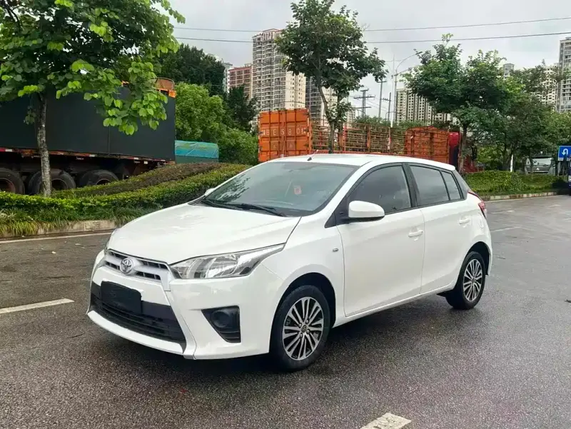 Toyota Yaris L