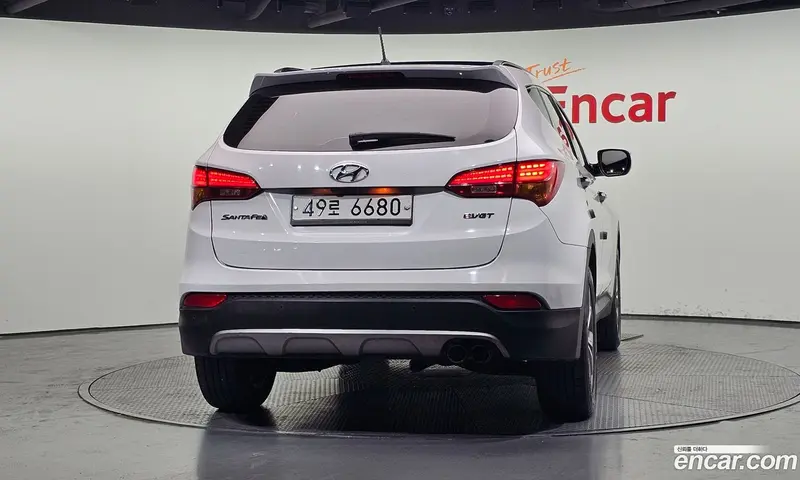Hyundai Santa Fe (Santafe)
