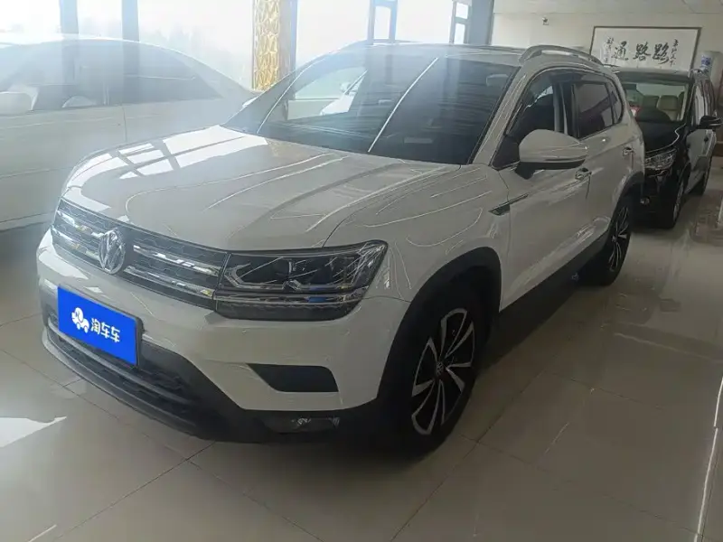 Volkswagen Tharu