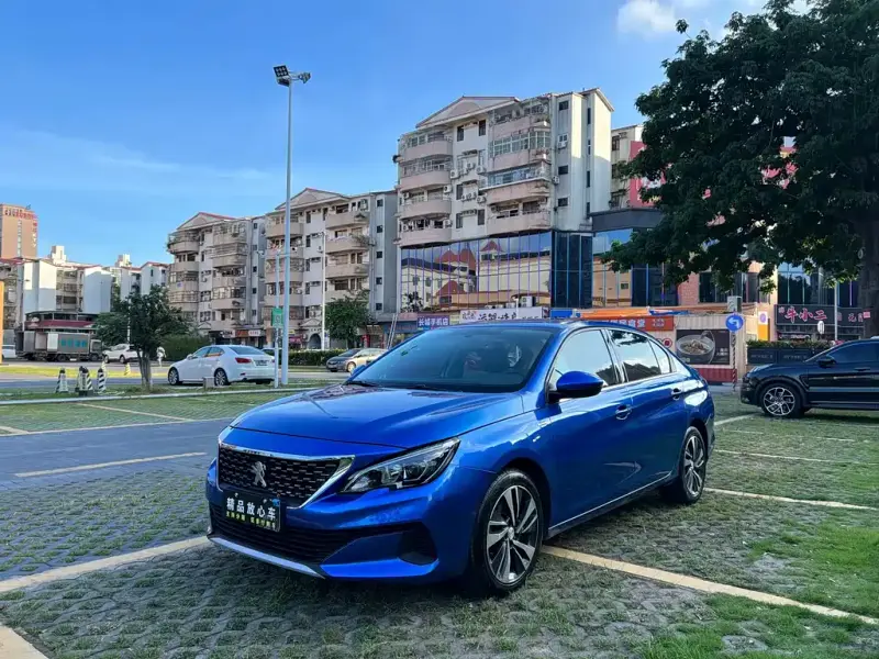 Peugeot 408
