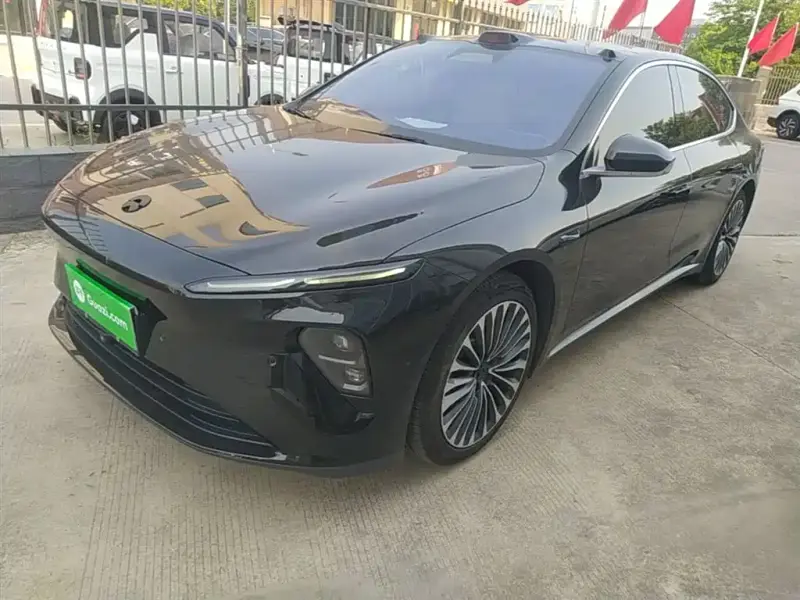 NIO ET7
