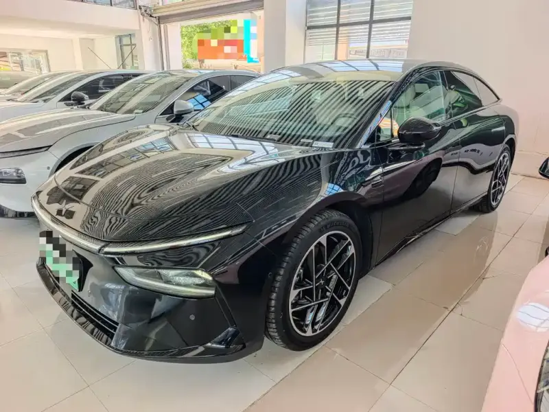 XPeng P7+