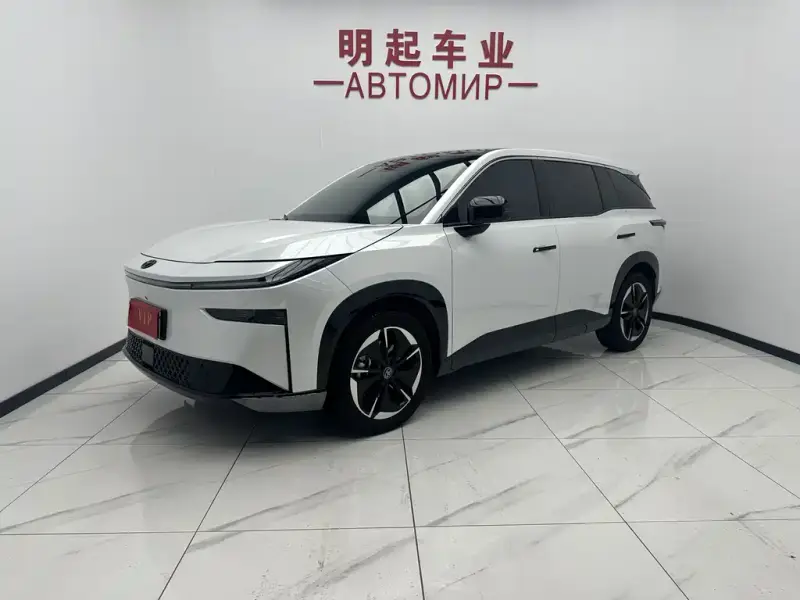 Toyota Bozhi 3X