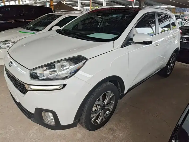 Kia KX3