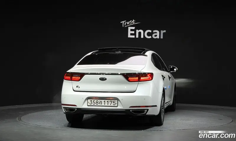 Kia K7