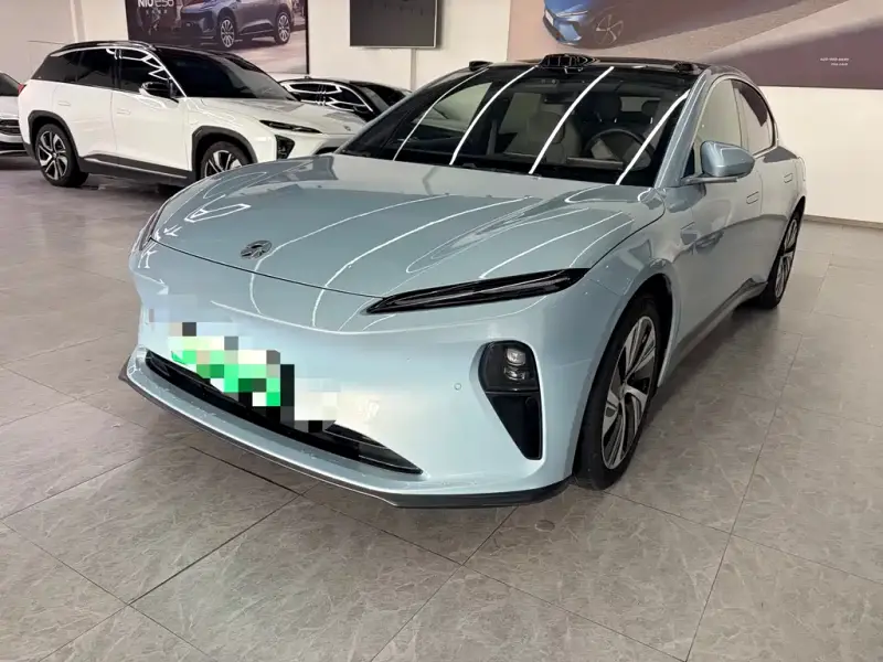 NIO ET5