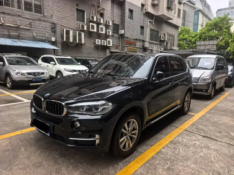 BMW X5 (Import)