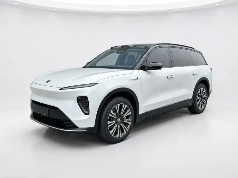 NIO ES8