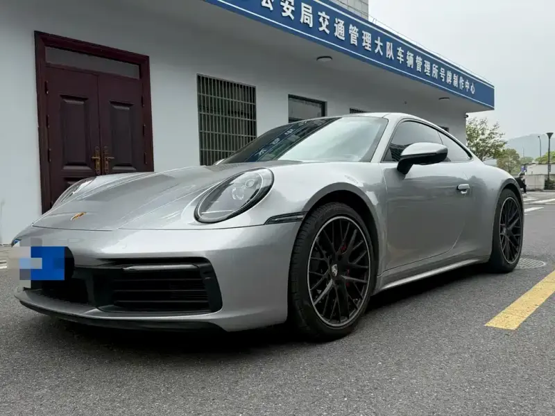 Porsche 911