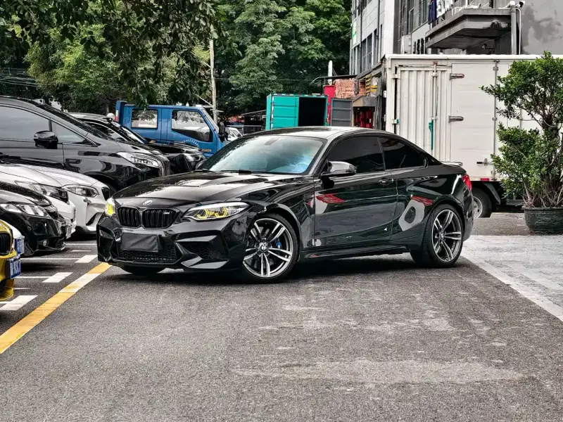 BMW M2