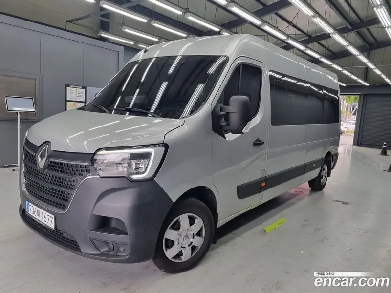 Renault-KoreaSamsung Master