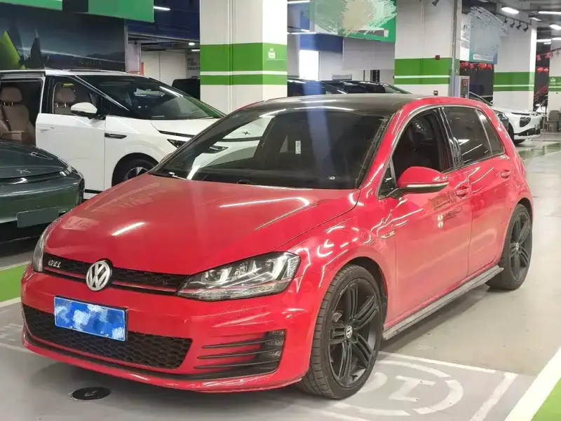 Volkswagen Golf GTI