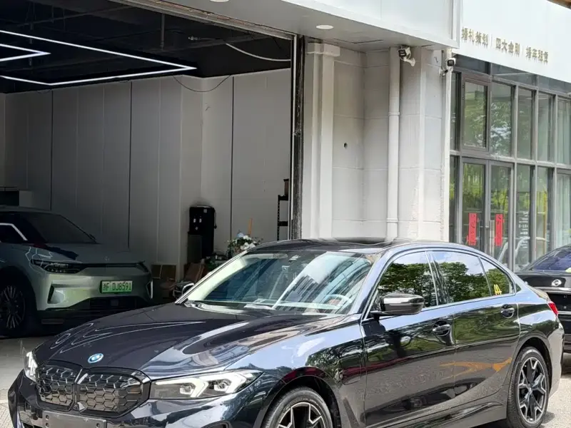 BMW i3