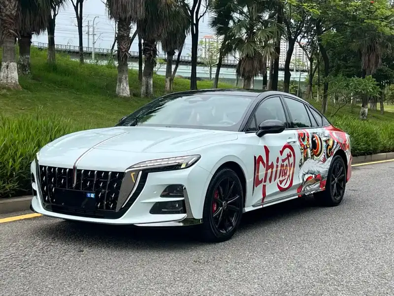 Hongqi H6