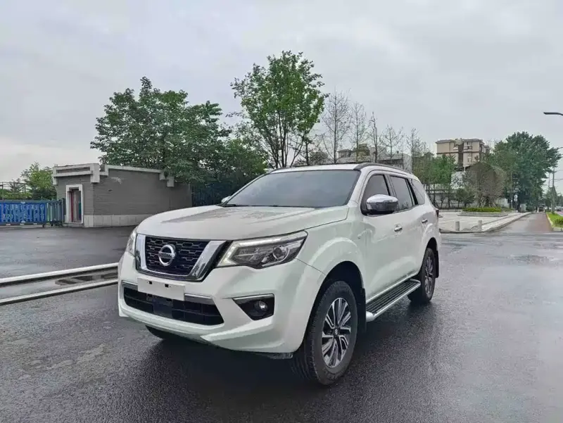 Nissan Terra