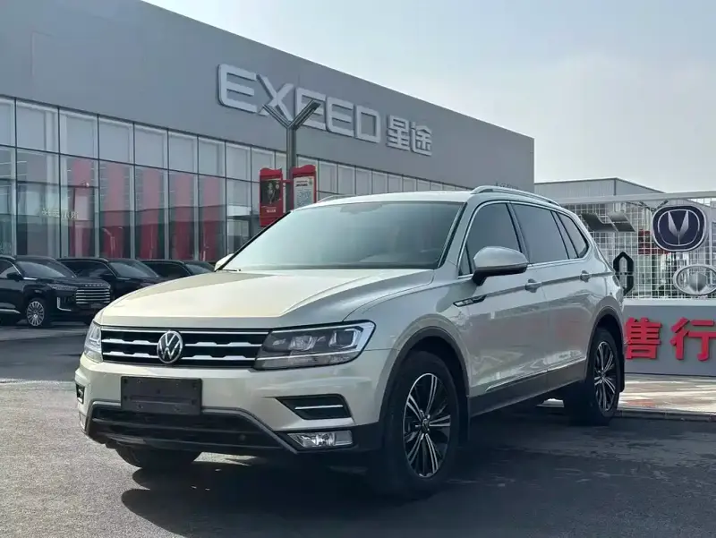 Volkswagen Tiguan L